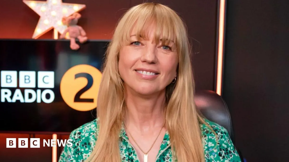 Sara Cox Takes Over as Host of BBC Radio 2 Breakfast Show