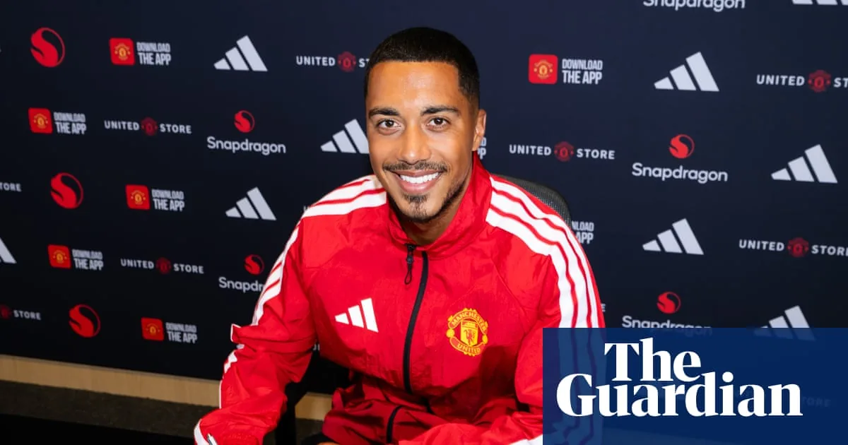 Manchester United complete signing of Youri Tielemans from Aston Villa